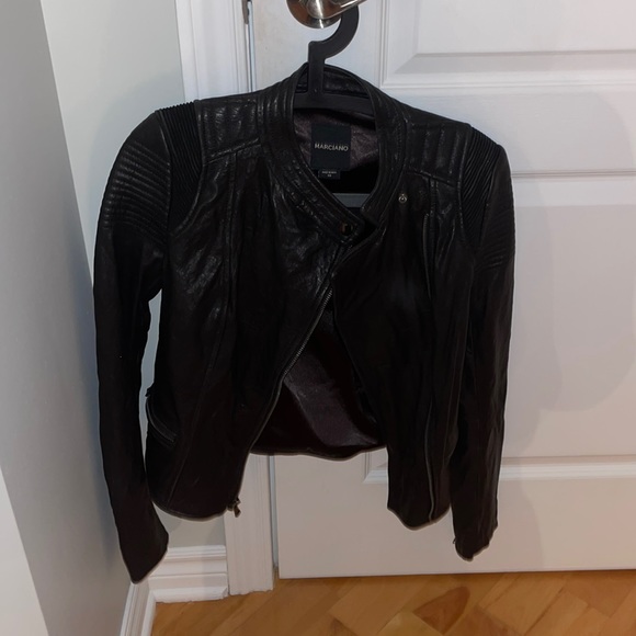 Leather jacket - Picture 1 of 1